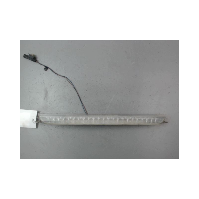FEUX STOP SUPPLEMENTAIRE B.M.W. X5