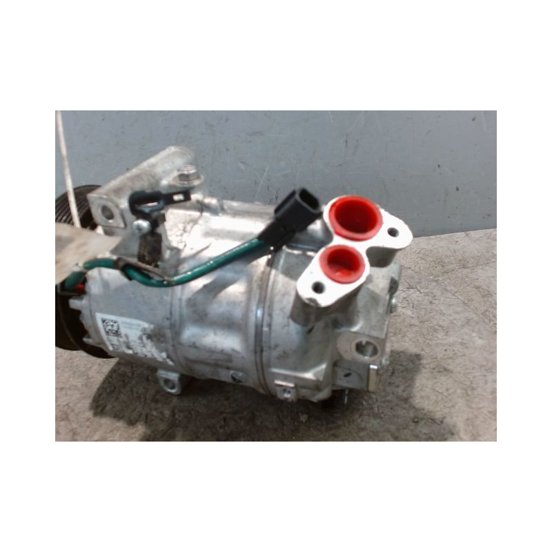 COMPRESSEUR AIR CONDITIONNE RENAULT CAPTUR