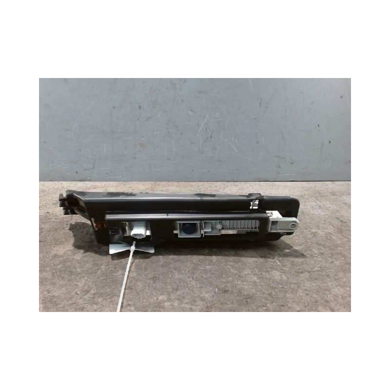 FEUX POSITION GAUCHE CITROEN C1 3P