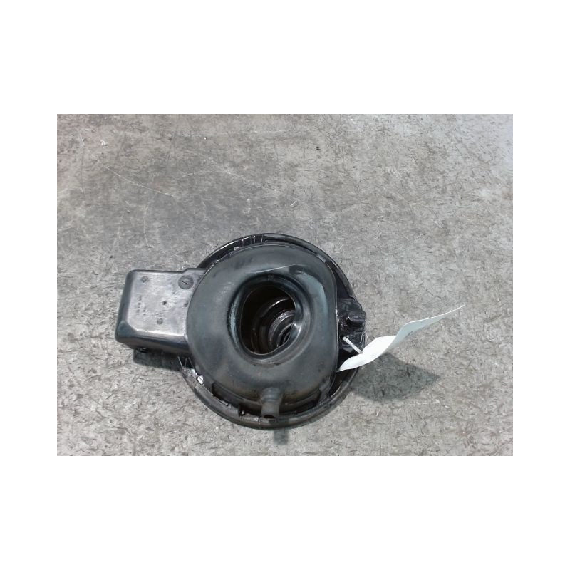 VOLET DE TRAPPE CARBURANT VOLKSWAGEN GOLF VI 2008-