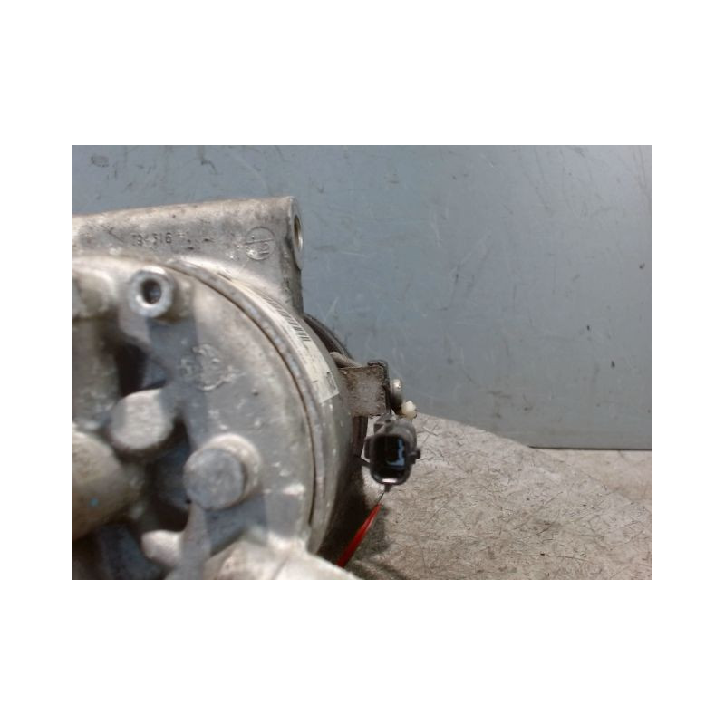 COMPRESSEUR AIR CONDITIONNE DACIA SANDERO 2008-