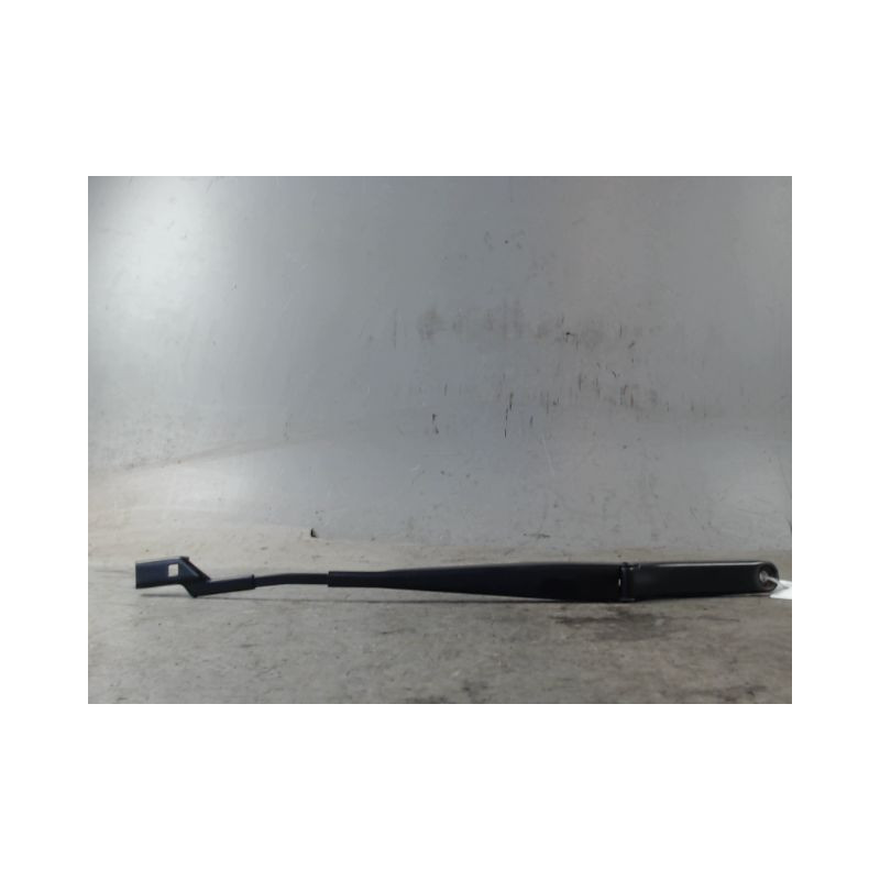 BRAS ESSUIE-GLACE AVANT GAUCHE SKODA YETI