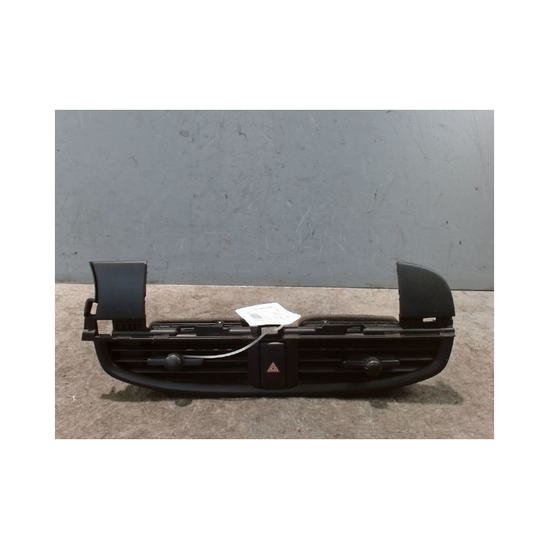 BOUTON DE WARNING KIA PICANTO