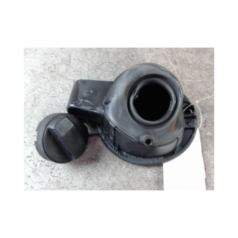VOLET DE TRAPPE CARBURANT VOLKSWAGEN POLO 2009-