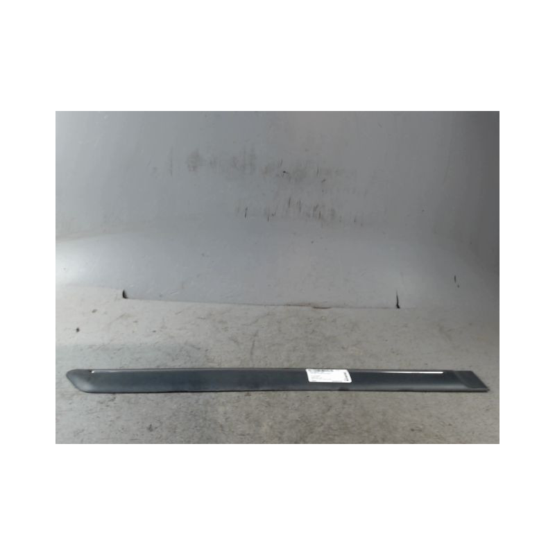 PROTECTION PORTE ARRIERE DROIT PEUGEOT 106 96-2003