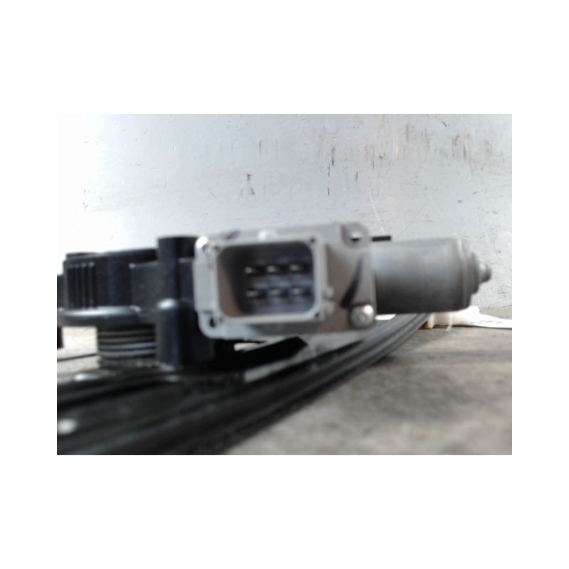 MECANISME+MOTEUR LEVE-GLACE AVANT DROIT FIAT 500 2007-