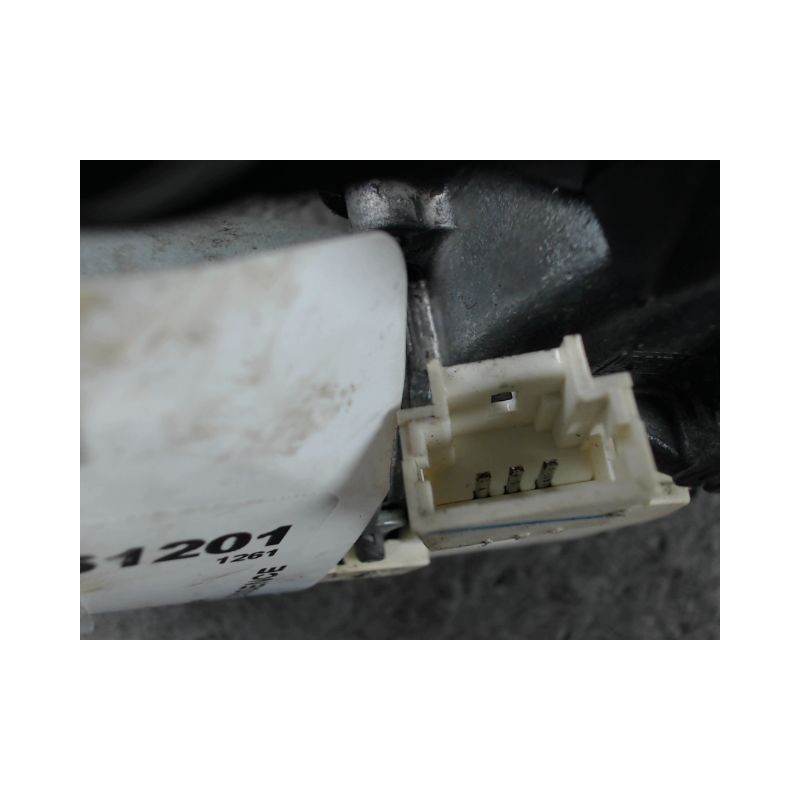 MOTEUR ESSUIE-GLACE ARRIERE PEUGEOT 206 5P