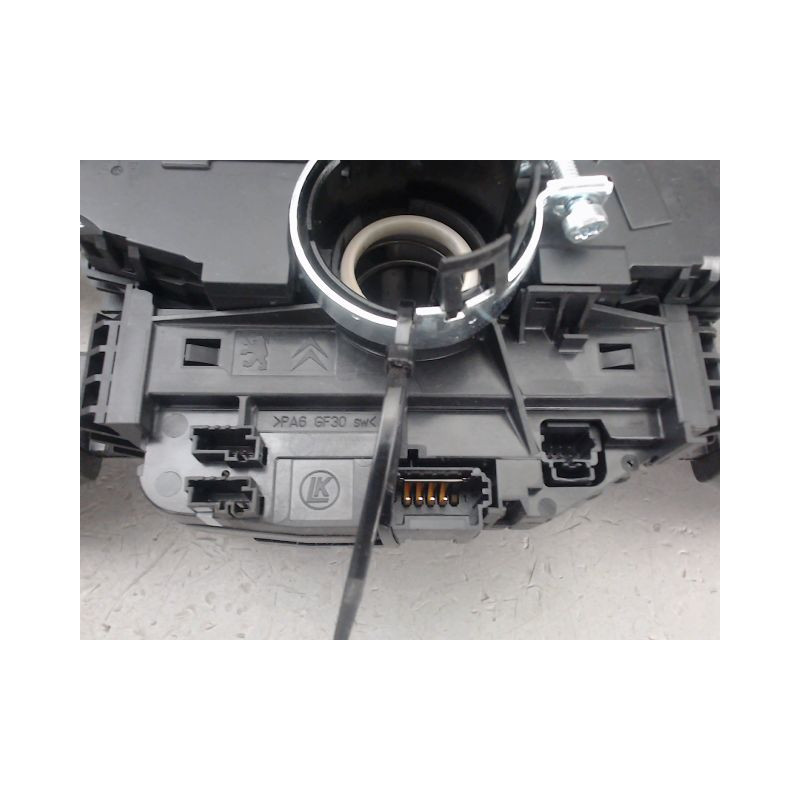 BLOC COMMODOS PEUGEOT 3008