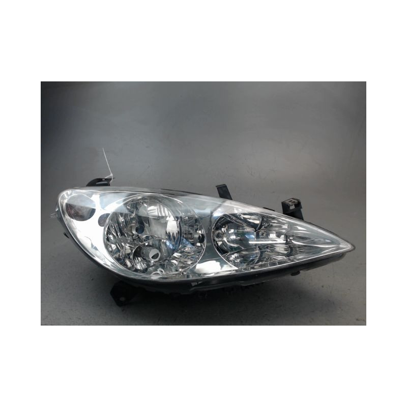 PHARE DROIT PEUGEOT 307