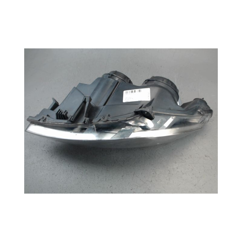 PHARE DROIT PEUGEOT 307