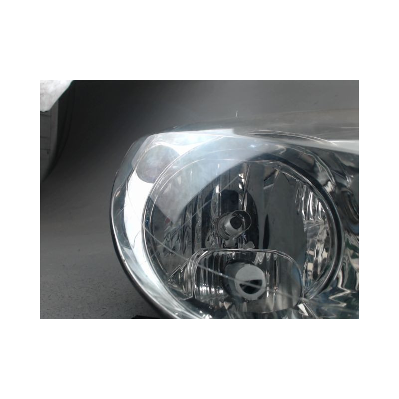 PHARE DROIT PEUGEOT 307