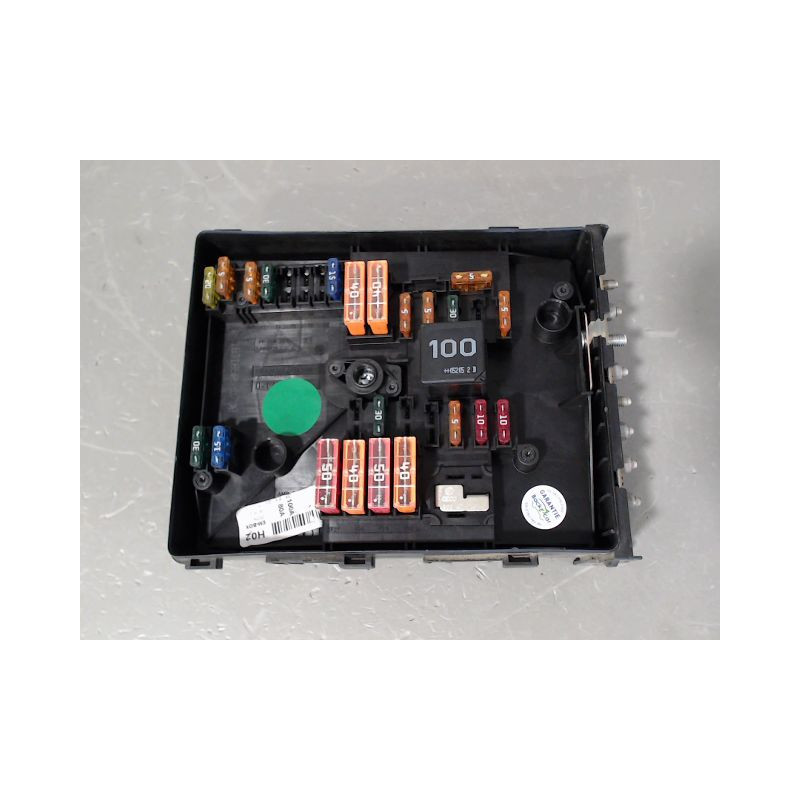 BOITE A FUSIBLES VOLKSWAGEN GOLF V (1K) 2003-2008