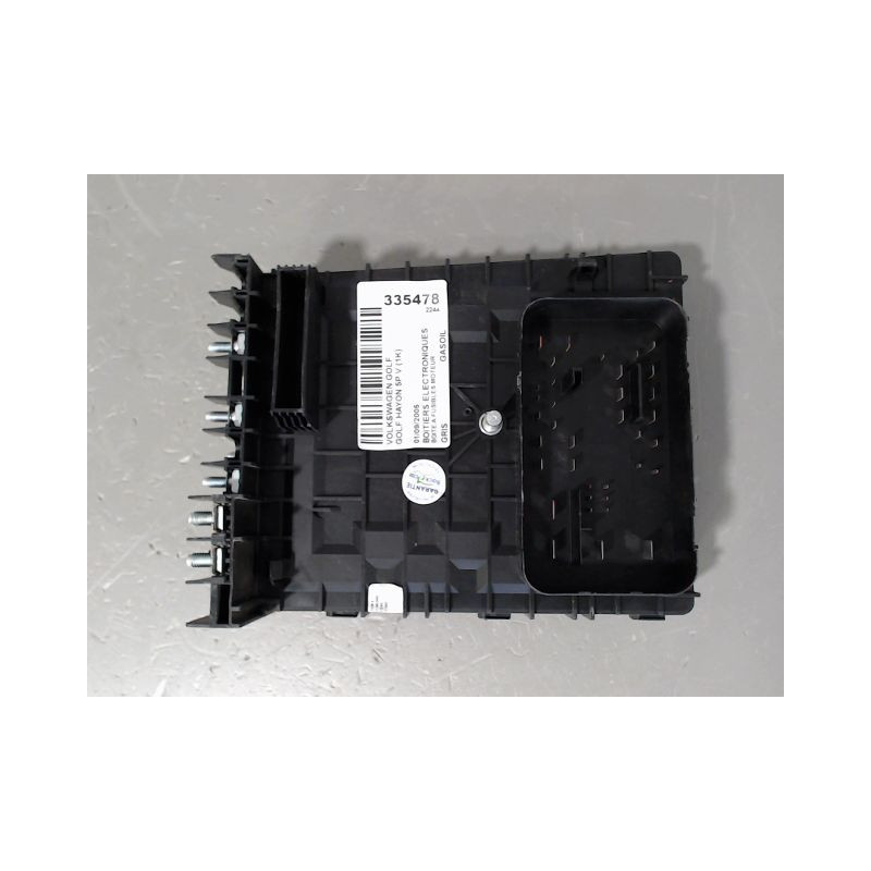 BOITE A FUSIBLES VOLKSWAGEN GOLF V (1K) 2003-2008