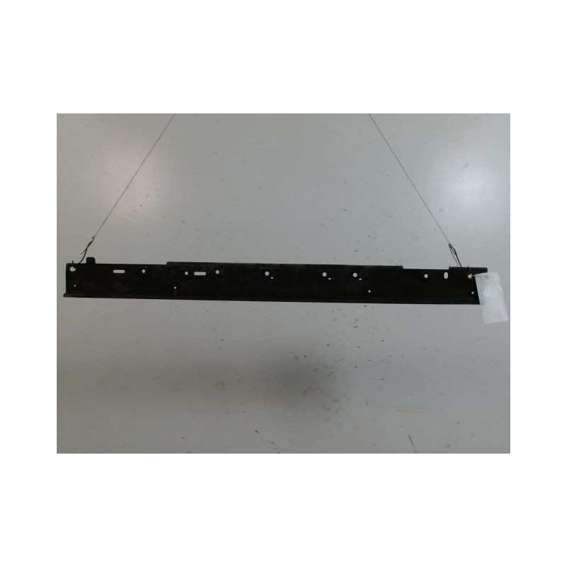 TRAVERSE INFERIEURE ARMATURE AVANT FIAT FIORINO