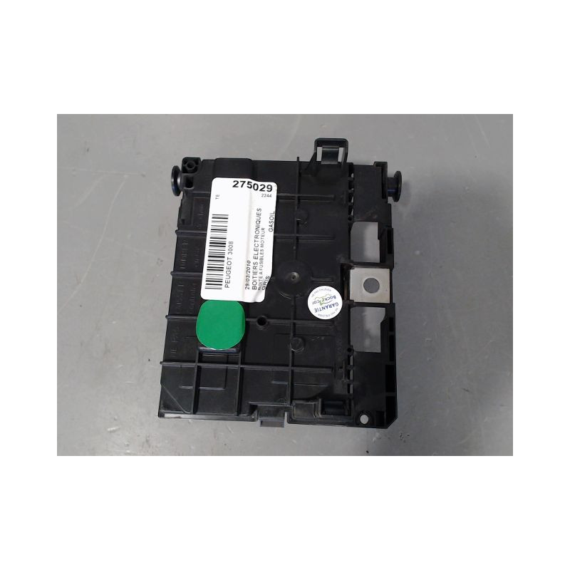 BOITE A FUSIBLES PEUGEOT 3008