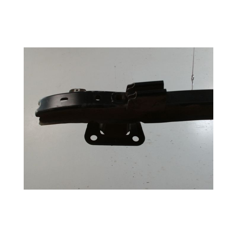 RENFORT PARE-CHOC ARRIERE  B.M.W. SERIE 1