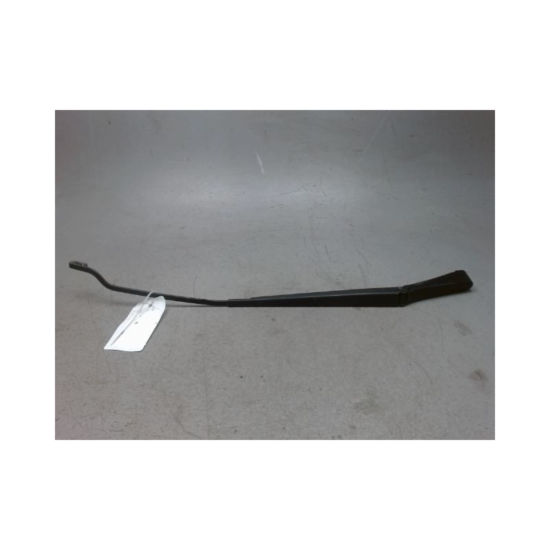 BRAS ESSUIE-GLACE AVANT DROIT FORD FOCUS 98-04