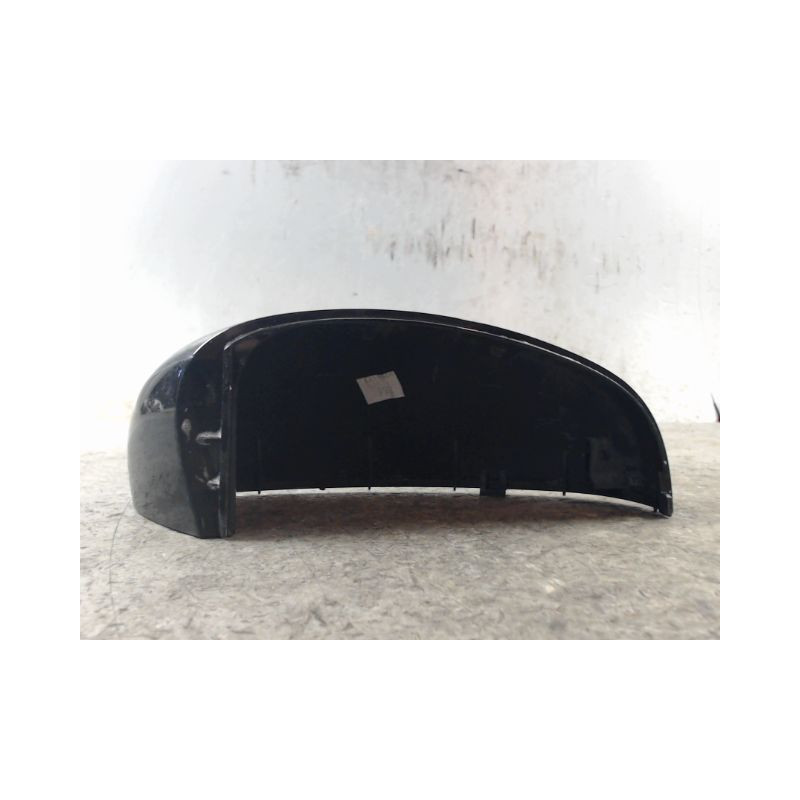 CARENAGE RETROVISEUR EXTERIEUR DROIT SKODA FABIA 2007-