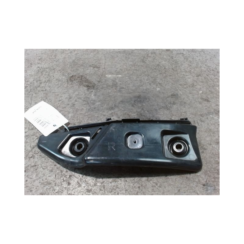 SUPPORT PARE-CHOC ARD MERCEDES CLASSE A 2004-