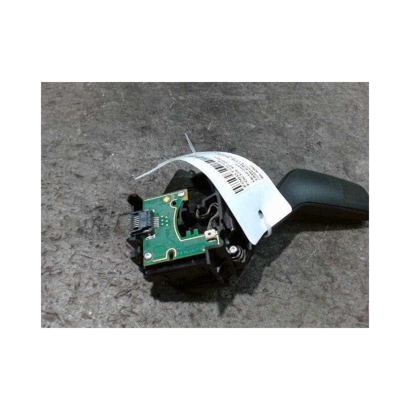 COMMANDE CLIGNOTANT FORD FOCUS 2008-