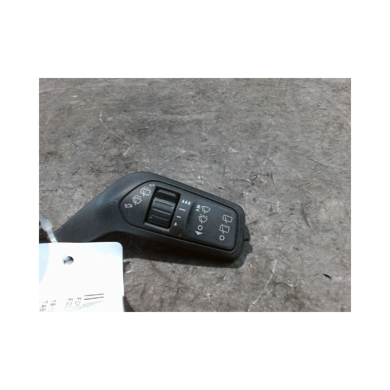 COMMANDE ESSUIE GLACE FORD FOCUS 2008-