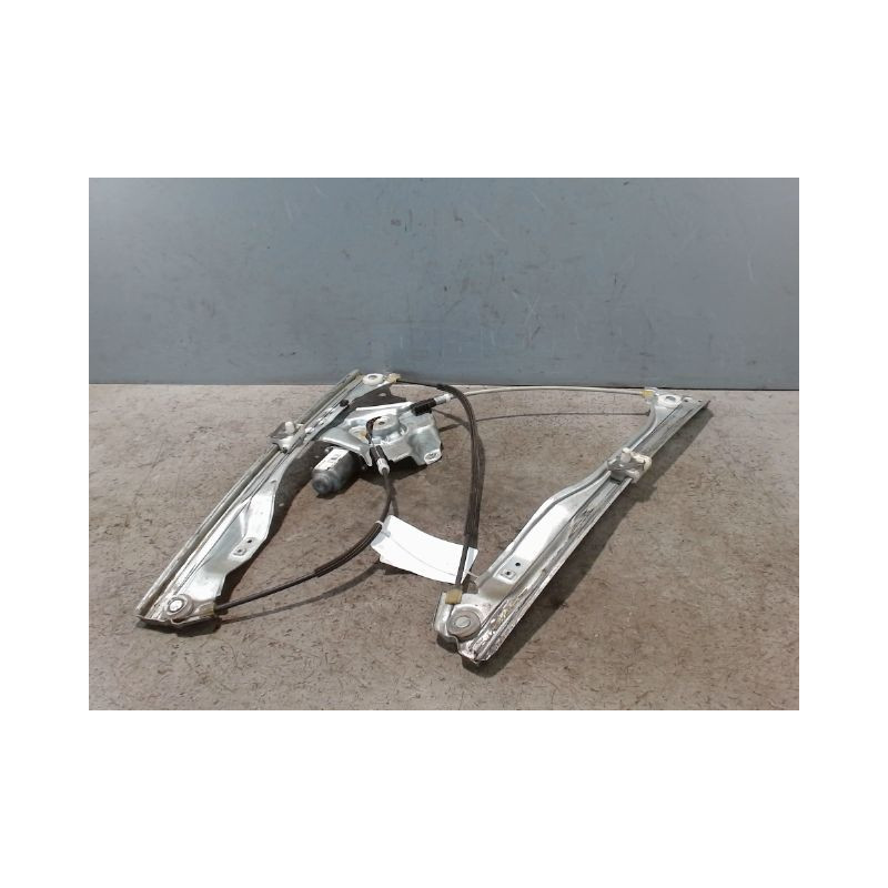 MECANISME+MOTEUR LEVE-GLACE AVANT GAUCHE RENAULT CLIO III 2010-