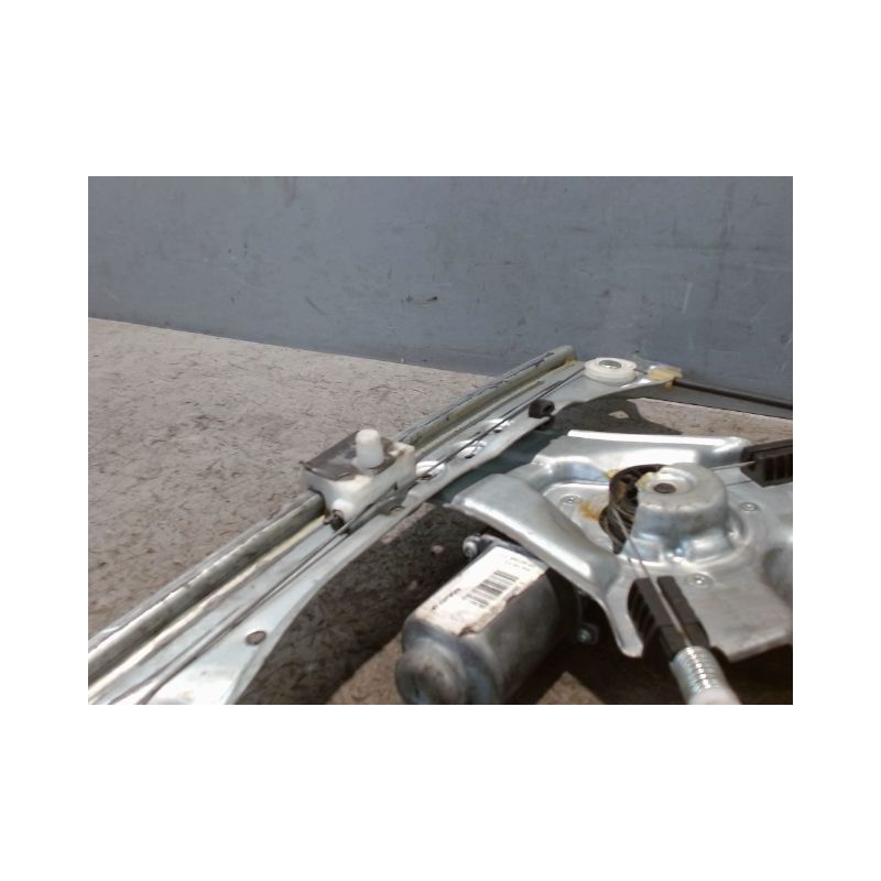 MECANISME+MOTEUR LEVE-GLACE AVANT GAUCHE RENAULT CLIO III 2010-