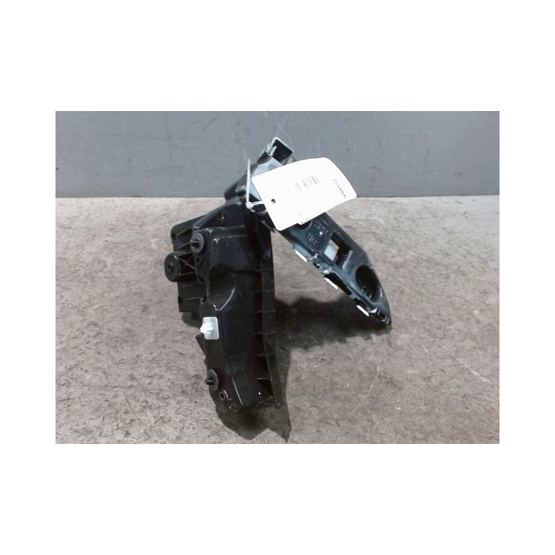 SUPPORT PARE-CHOC ARD FORD FOCUS 2008-