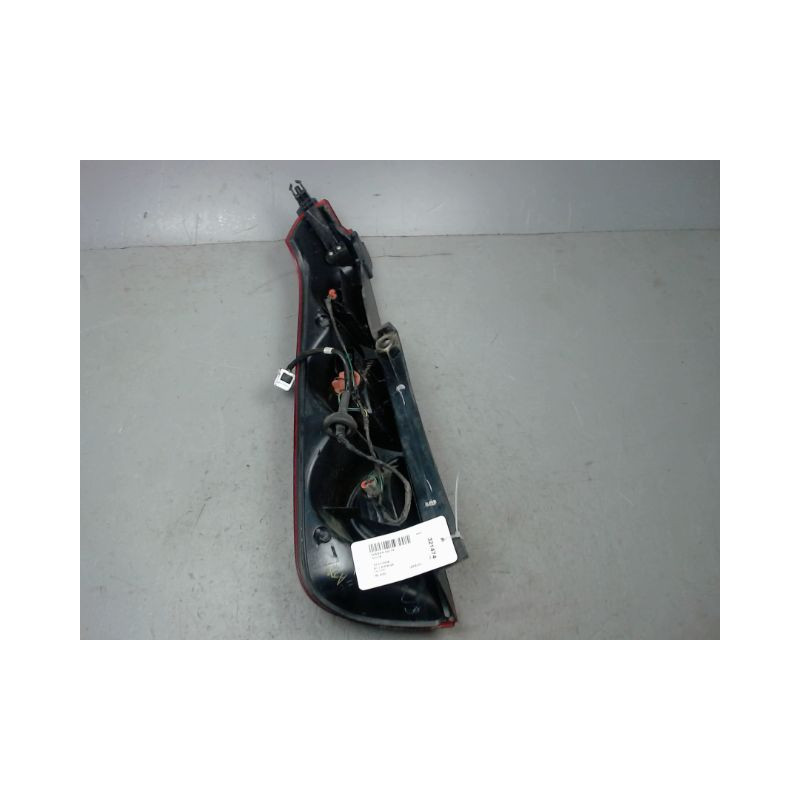 FEU ARRIERE DROIT NISSAN NOTE