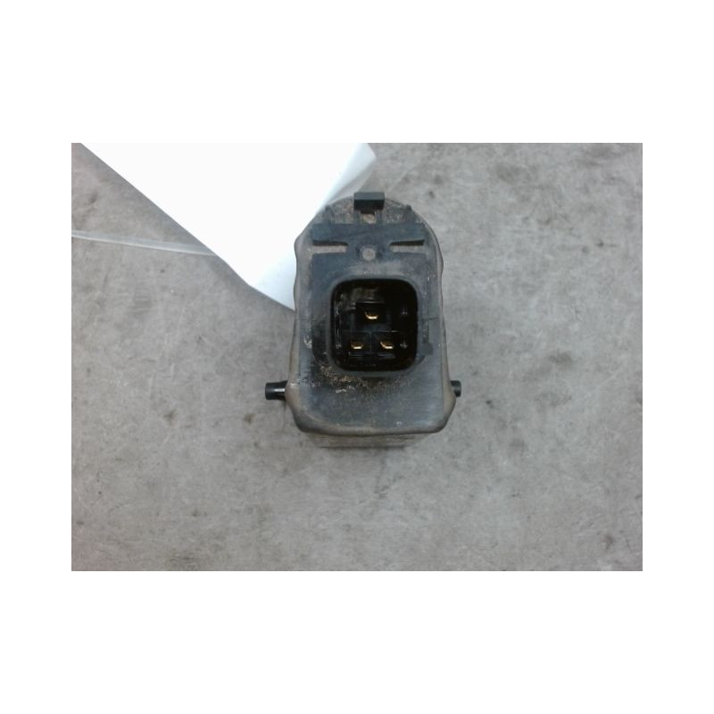 POMPE LAVE-GLACE AVANT KIA RIO