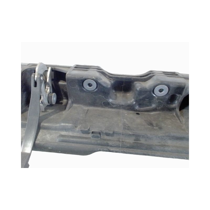TRAVERSE SUPERIEURE ARMATURE AVANT PEUGEOT 308