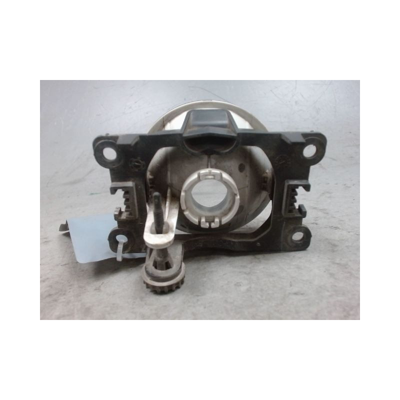 PHARE ANTIBROUILLARD AVANT GAUCHE PEUGEOT 207 3P
