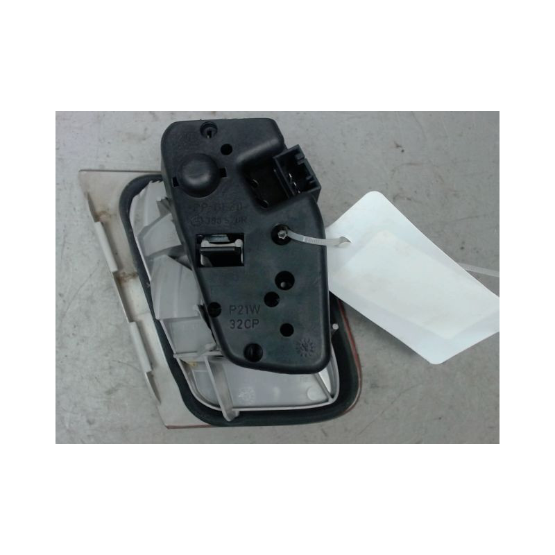 FEU ARRIERE INTERIEUR DROIT B.M.W. SERIE 3
