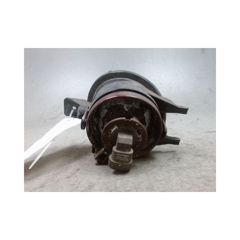 PHARE ANTIBROUILLARD AVANT DROIT TOYOTA YARIS -2003