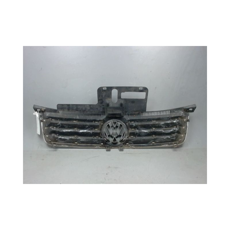CALANDRE VOLKSWAGEN POLO 02-05