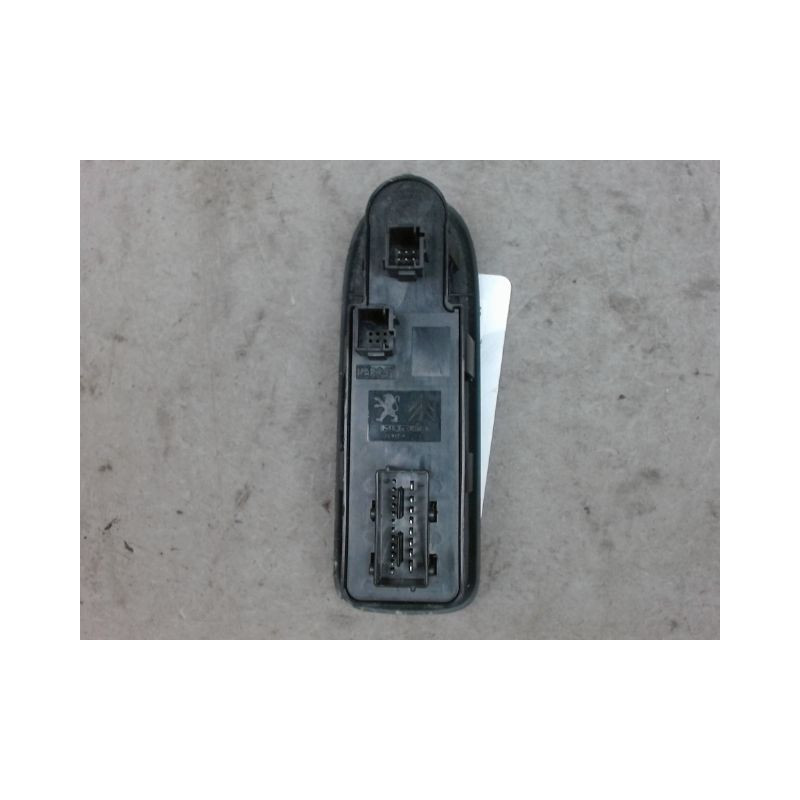 COMMANDE LEVE-GLACE PORTE AVG PEUGEOT 308