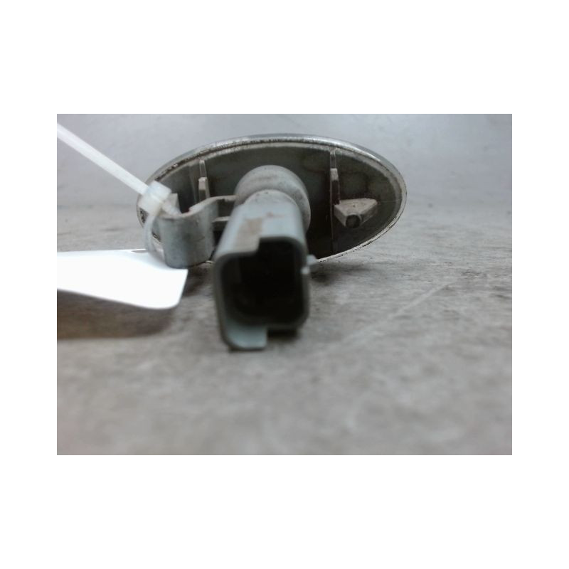 REPETITEUR AILE GAUCHE TOYOTA AYGO 5P