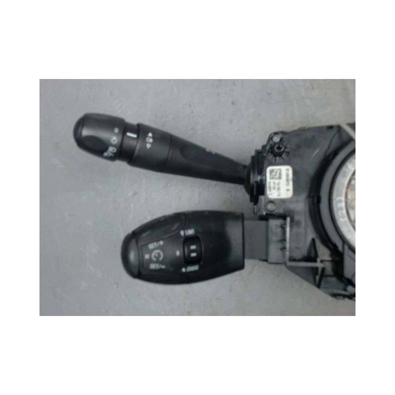 BLOC COMMODOS PEUGEOT 208