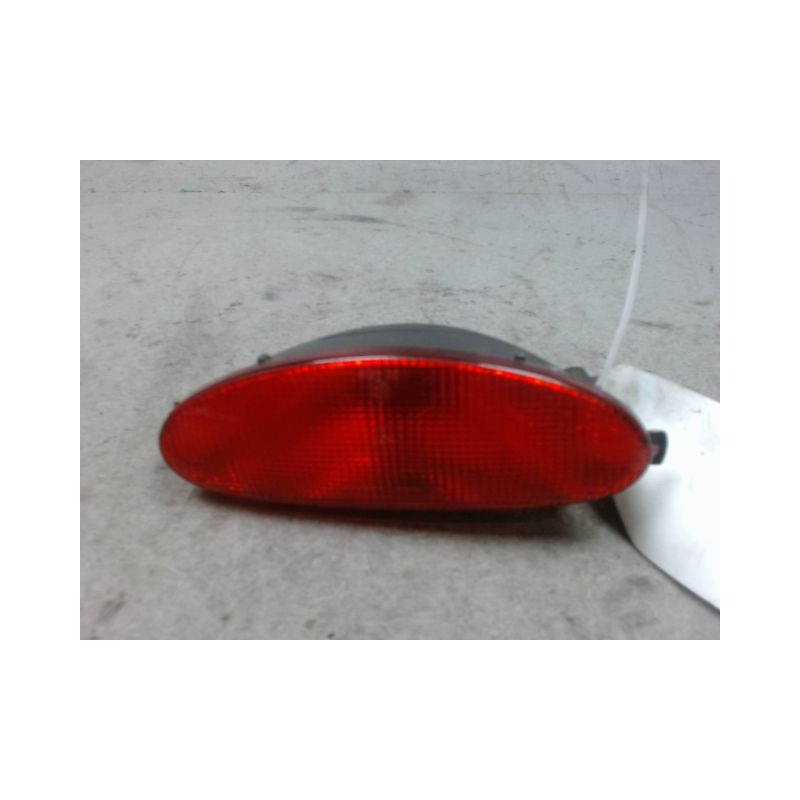 FEU BROUILLARD CENTRAL ARRIERE PEUGEOT 206 3P