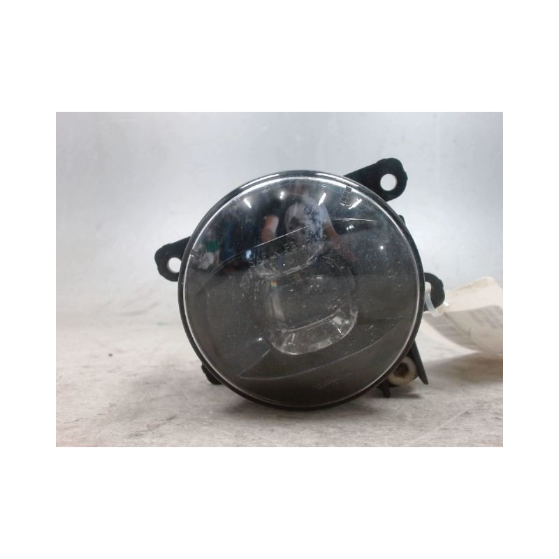 PHARE ANTIBROUILLARD AVANT DROIT RENAULT CLIO
