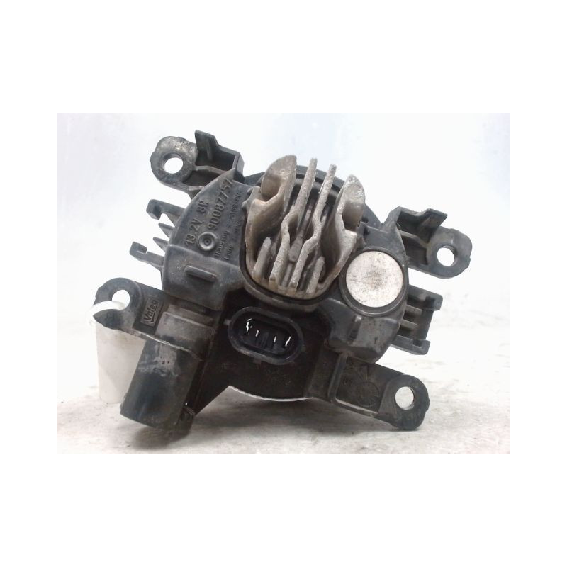 PHARE ANTIBROUILLARD AVANT DROIT RENAULT CLIO