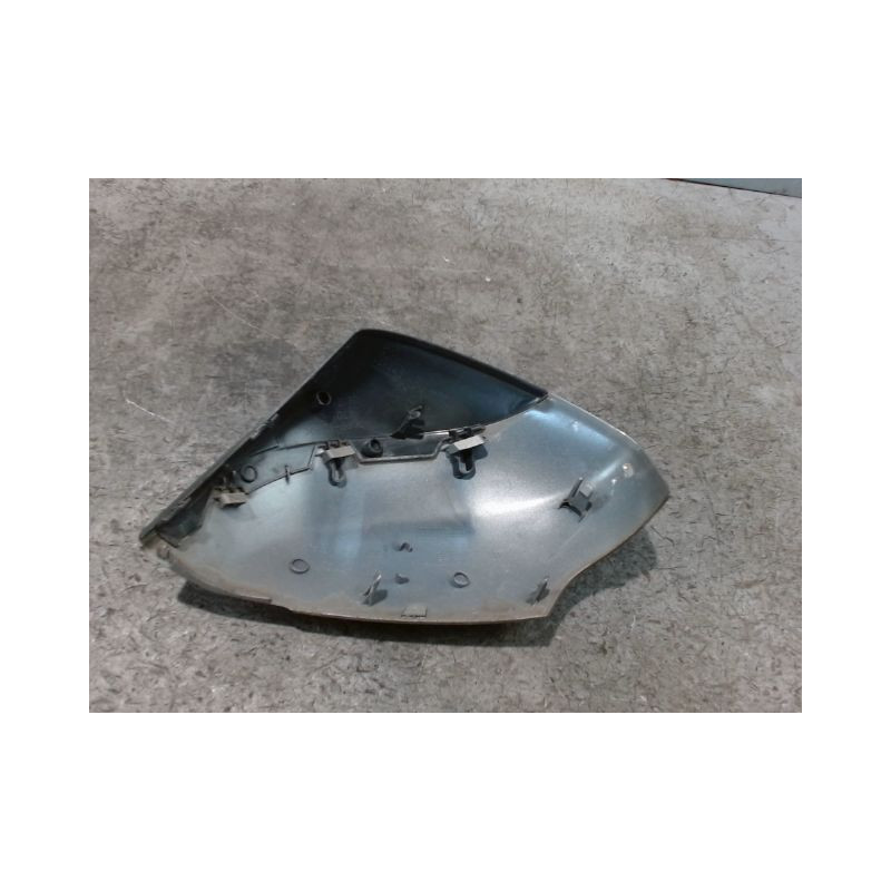 CARENAGE RETROVISEUR EXTERIEUR DROIT RENAULT SCENIC III 2009-
