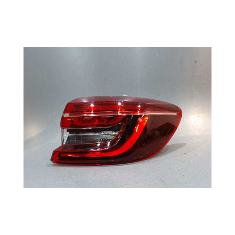FEU ARRIERE DROIT RENAULT CLIO