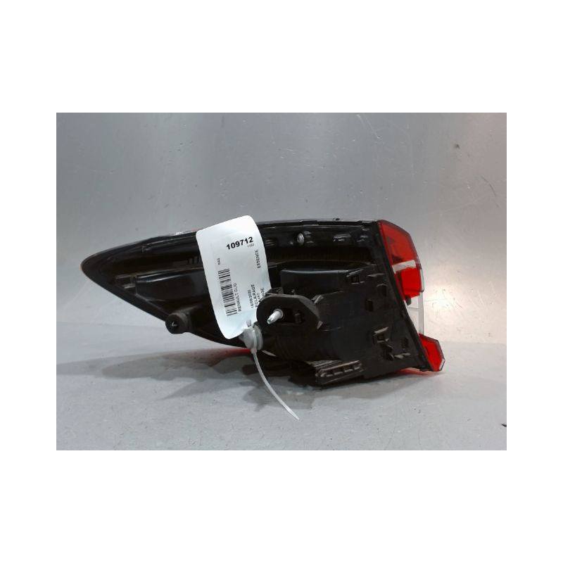 FEU ARRIERE DROIT RENAULT CLIO