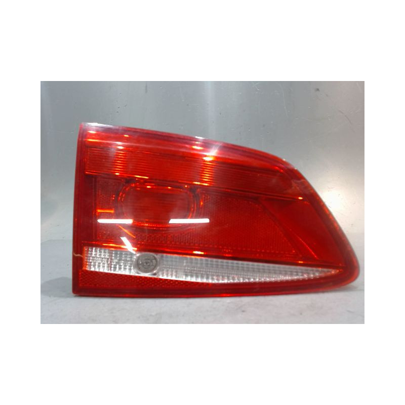 FEU ARRIERE INTERIEUR GAUCHE VOLKSWAGEN PASSAT