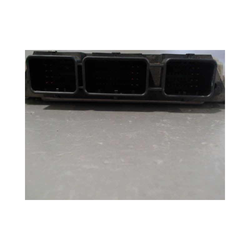 CALCULATEUR MOTEUR PEUGEOT 307