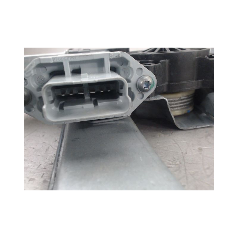 MECANISME LEVE-GLACE AVANT GAUCHE RENAULT TRAFIC