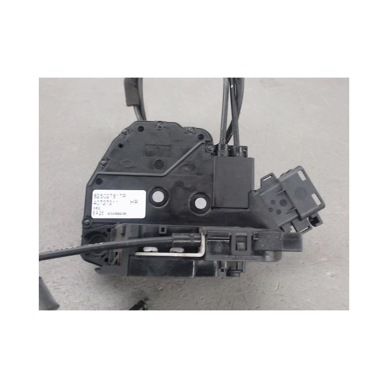SERRURE PORTE COULISSANTE DROIT RENAULT TRAFIC
