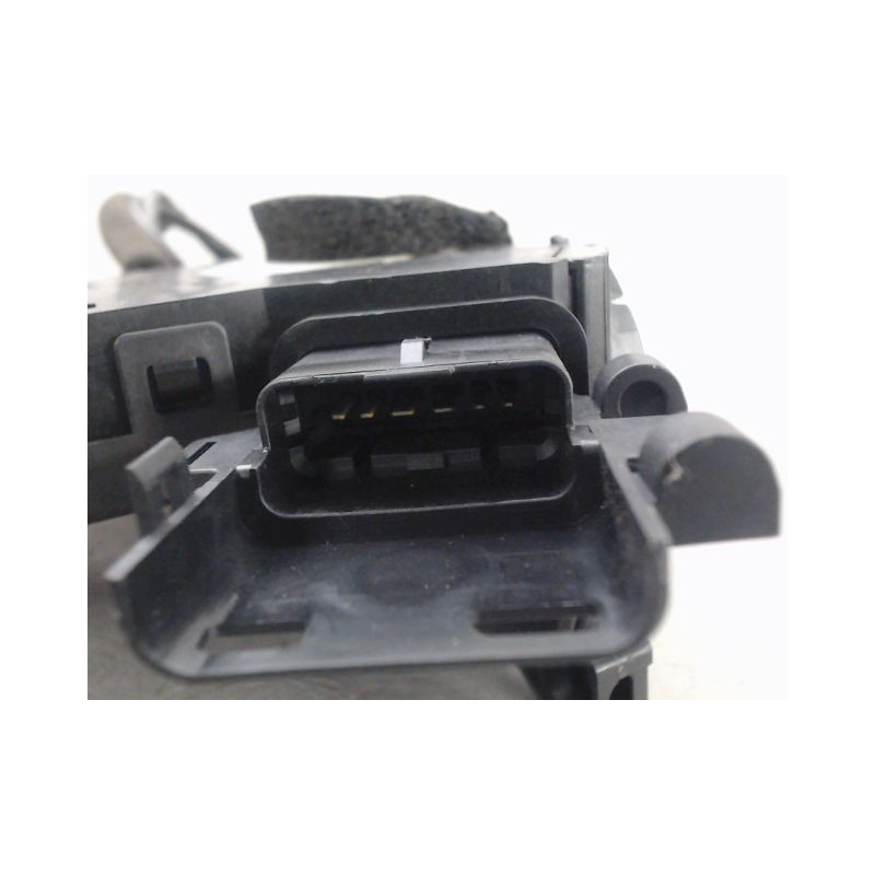 SERRURE PORTE COULISSANTE DROIT RENAULT TRAFIC