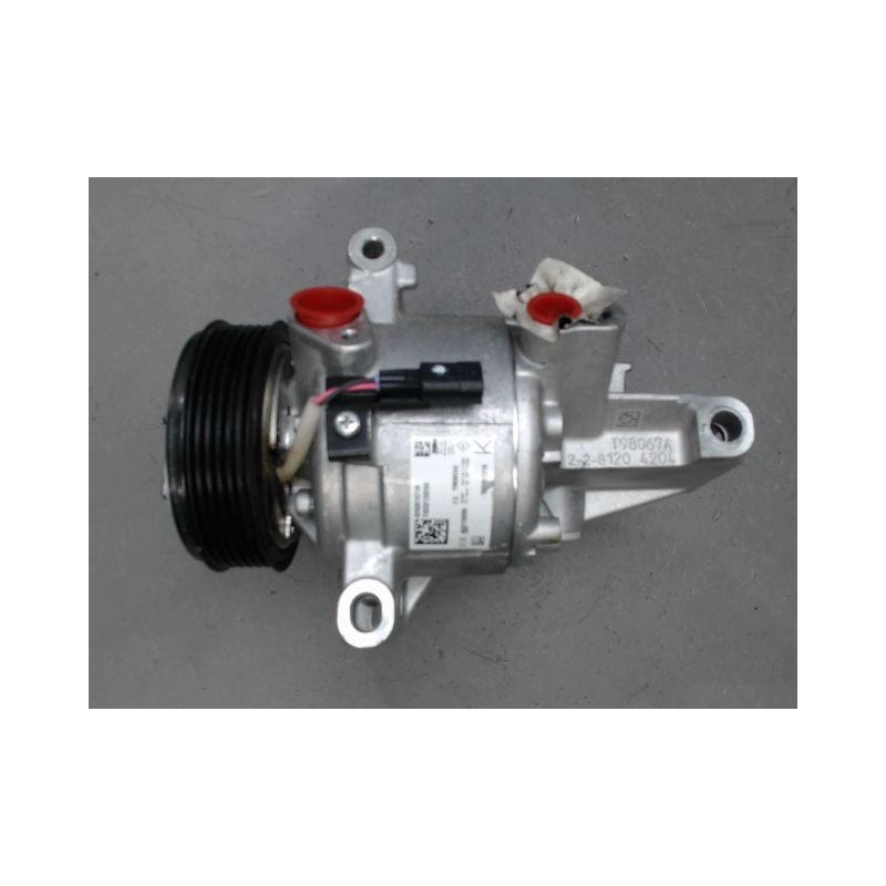 COMPRESSEUR AIR CONDITIONNE DACIA DUSTER